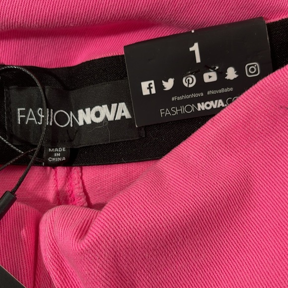 FASHION NOVA Pull On No Gap Stretch Color Skinny Jeans Hot Pink Size 1 NEW - Picture 9 of 12